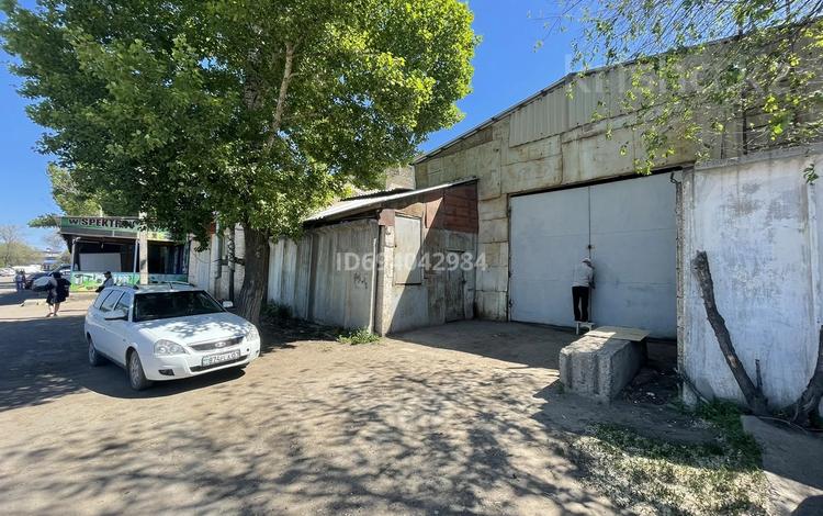 Промбаза · 390 соток, Каримуллина 2 — Рядом с рынком Алтын Алма за 2 000 〒 в Уральске — фото 2