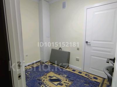 Офисы, образование · 10 м² за 50 000 ₸ в Актобе, мкр. Алтын орда