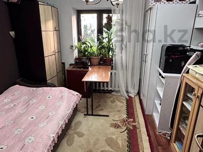 3-комнатная квартира, 72 м², 3/5 этаж, мкр Жетысу-4, абая 21 за 43.7 млн 〒 в Алматы, Ауэзовский р-н
