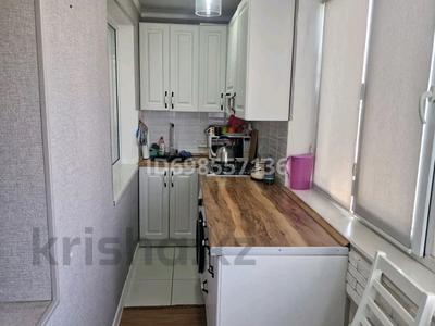 2-бөлмелі пәтер, 50 м², 5/5 қабат, 12-й микрорайон, 12-й микрорайон 219 А, бағасы: 18.5 млн 〒 в Шымкенте, Енбекшинский р-н