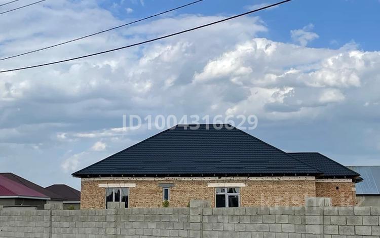 Отдельный дом · 6 комнат · 300 м² · 15 сот., мкр Бектобе, Жайлау 2а за 30 млн 〒 в Таразе — фото 2