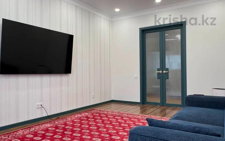 3-комнатная квартира · 106.5 м² · 3/7 этаж, мкр. Алтын орда за 72 млн ₸ в Актобе — фото 2
