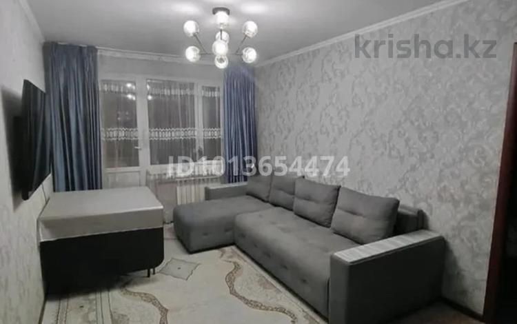 2-бөлмелі пәтер · 48 м² · 5/5 қабат, Мынбулак ш/а. 61, бағасы: 12 млн ₸ в Таразе,  мкр Мынбулак — фото 2