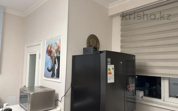 3-комнатная квартира · 120 м² · 3/5 этаж, Шоссе Коргалжын 6 за 90 млн ₸ в Астане, Нура р-н — фото 3