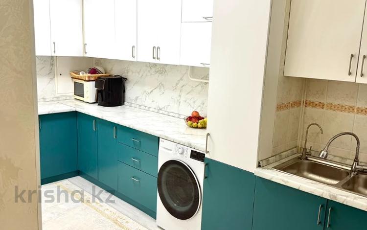 3-комнатная квартира · 70 м² · 2/5 этаж, 26-й мкр 1Б за 21 млн ₸ в Актау — фото 8