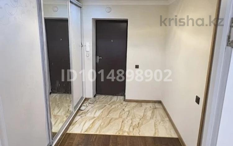 2-бөлмелі пәтер · 59.8 м² · 2/9 қабат, Кенен Азербаева 4/1 — Рядом есть школа гимназии 74 и садик Шұғыла, бағасы: 35 млн ₸ в Астане, Алматы р-н — фото 2