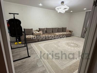 3-комнатная квартира · 94.8 м² · 4/5 этаж, мкр Юго-Восток, Муканова 43б за 47.5 млн ₸ в Караганде, Казыбек би р-н
