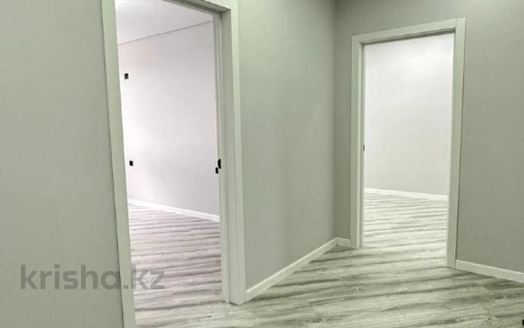 2-бөлмелі пәтер · 60 м² · 4/10 қабат, Придорожная 87/2, бағасы: 21.5 млн ₸ в Уральске — фото 3