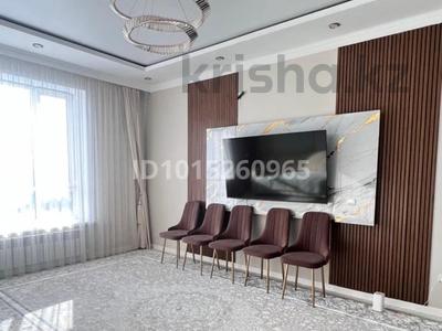 4-бөлмелі пәтер · 115 м² · 3/3 қабат, Ескі аэропорт ш/а., Жазира 102, бағасы: 50 млн ₸ в Уральске, мкр Старый Аэропорт