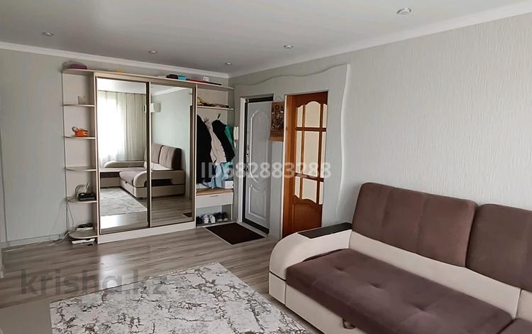 3-бөлмелі пәтер · 70 м² · 5/6 қабат, мкр 8, Бр жубановых 298 кор 3, бағасы: 23 млн ₸ в Актобе — фото 70