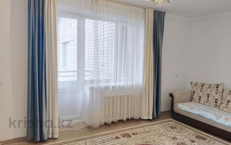 2-бөлмелі пәтер · 50 м² · 5/5 қабат, Самал 11а, бағасы: 100 000 ₸ в Талдыкоргане, мкр Самал — фото 13