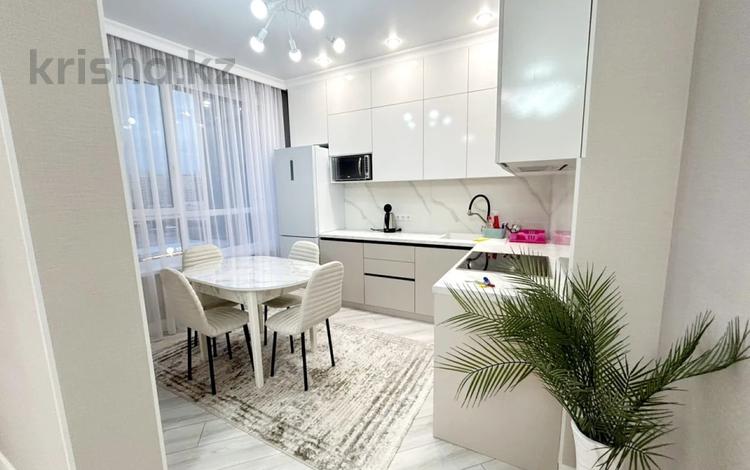 1-комнатная квартира · 42 м² · 10/21 этаж, Ракымжан Кошкарбаев 36 — Хазрет Султан мечеть, Шабыт Университет за 240 000 ₸ в Астане, Сарайшык р-н — фото 2