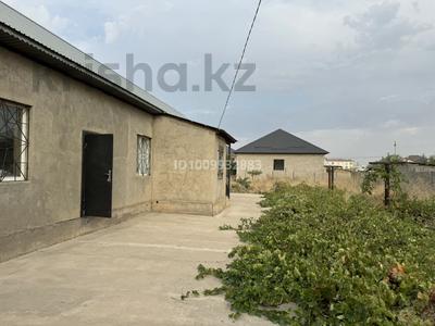 Часть дома · 4 комнаты · 100 м² · 8 сот., мкр Достык за 25 млн 〒 в Шымкенте, Абайский р-н