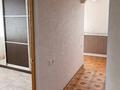 4-бөлмелі пәтер · 64 м² · 5/5 қабат, мкр 5 97k2, бағасы: 15 млн ₸ в Актобе — фото 2