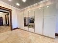 4-комнатная квартира · 226 м² · 2/3 этаж, мкр Юбилейный, Керей-Жәнібек хандар — В сторону Медеу за 400 млн ₸ в Алматы, Медеуский р-н — фото 29