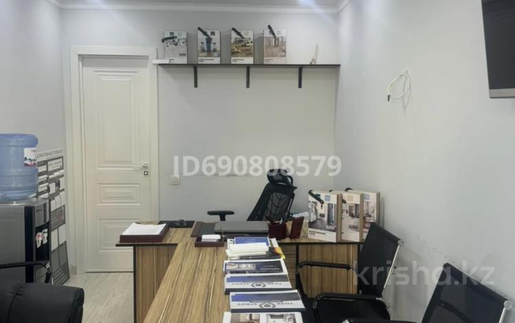 Офисы · 25 м² за 300 000 ₸ в Алматы, Ауэзовский р-н — фото 2