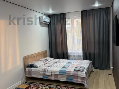1-бөлмелі пәтер · 45 м² · 9/9 қабат, Шұғыла ш/а. 590/16 — Райымбек көшесінің қиылысында Апортқа қарама қарсы бетте, бағасы: 15 000 ₸ в Алматы, Наурызбайский р-н