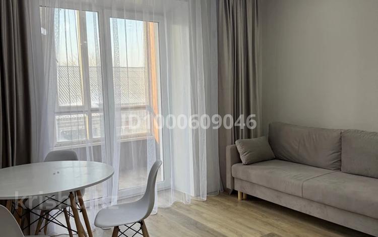 2-бөлмелі пәтер · 43 м² · 2/6 қабат, Челюскинцев 23, бағасы: 350 000 ₸ в Семее — фото 2