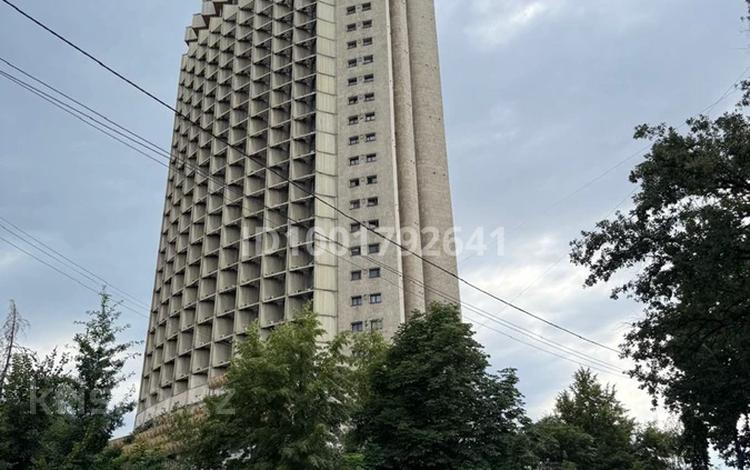 3-бөлмелі пәтер · 150 м² · 5/5 қабат, Зенкова 78, бағасы: 130 млн ₸ в Алматы, Медеуский р-н — фото 18