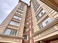 4-комнатная квартира, 144.2 м², 8/11 этаж, Молдагуловой за 100 млн 〒 в Актобе — фото 35