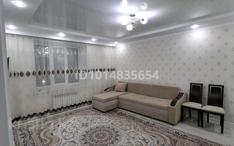 1-комнатная квартира · 46 м² · 3/10 этаж, мкр Юго-Восток, Камали Дүйсембекова 53а за 200 000 ₸ в Караганде, Казыбек би р-н — фото 2
