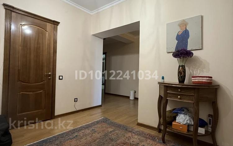 3-комнатная квартира · 109 м² · 3/5 этаж, мкр Думан-2 4 за 67 млн ₸ в Алматы, Медеуский р-н — фото 2