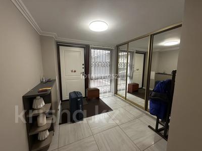 Отдельный дом · 4 комнаты · 140 м² · 5 сот., Байтасова 18 — Гостиница Казахстан за 800 000 ₸ в Алматы, Медеуский р-н