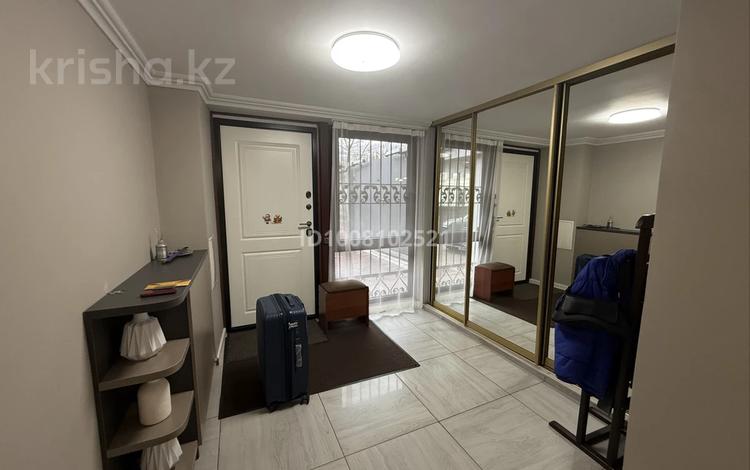 Отдельный дом · 4 комнаты · 140 м² · 5 сот., Байтасова 18 — Гостиница Казахстан за 800 000 ₸ в Алматы, Медеуский р-н — фото 2