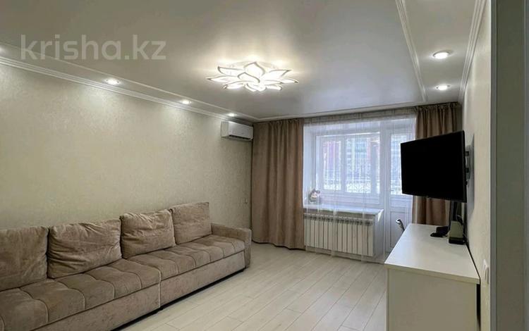 2-бөлмелі пәтер, 50 м², 2/9 қабат, Шакарима 9, бағасы: 21.9 млн 〒 в Семее — фото 3