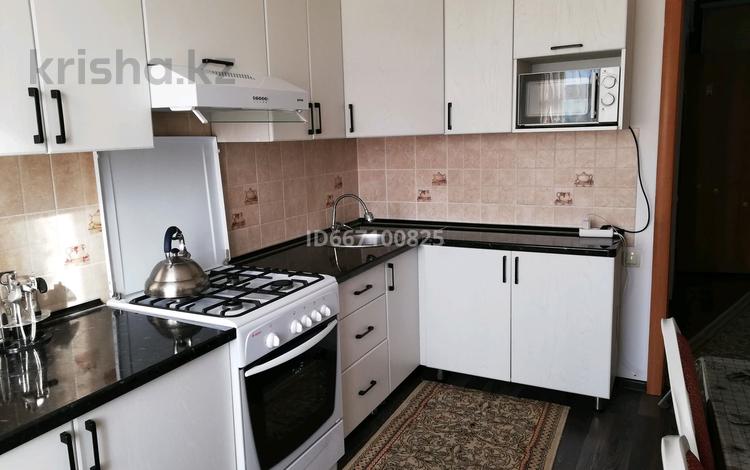 2-бөлмелі пәтер · 55 м² · 4/5 қабат, Мкр-н 13 14, бағасы: 16 млн ₸ в Таразе — фото 11