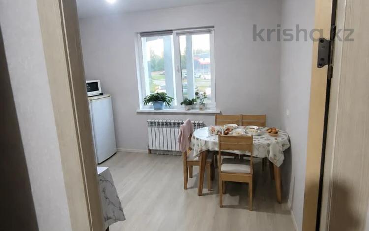 1-комнатная квартира · 40 м² · 1/9 этаж, Базовая 4/6 за 22.7 млн ₸ в Усть-Каменогорске — фото 2