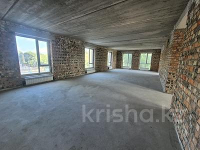 4-комнатная квартира · 156 м² · 2/4 этаж, мкр Михайловка , Мукатая Жанибекова 122 за 57 млн ₸ в Караганде, Казыбек би р-н