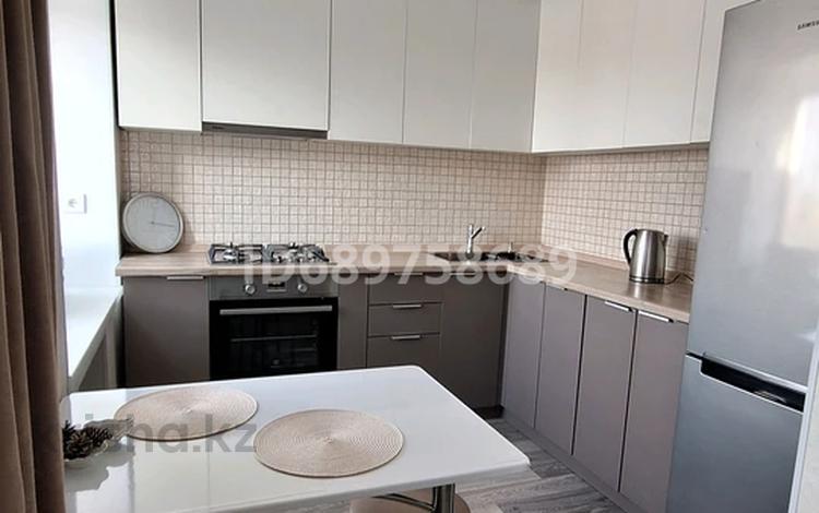 2-комнатная квартира · 44 м² · 5/5 этаж, мкр Новый Город, проспект Бухар-жырау 63 — ТЦ City Mall за 220 000 ₸ в Караганде, Казыбек би р-н — фото 2