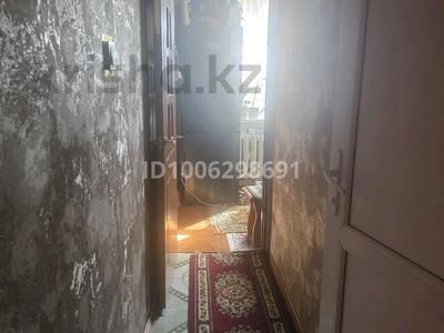 2-комнатная квартира · 28 м² · 5/5 этаж, Такен алимкулова 4 за 140 000 〒 в Шымкенте, Аль-Фарабийский р-н