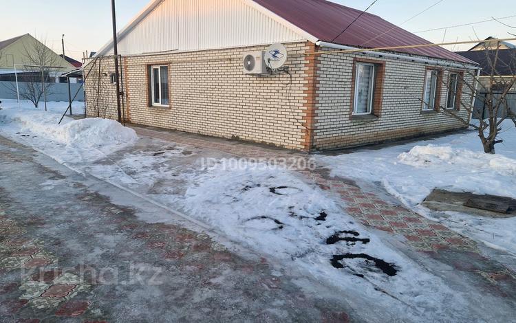 Отдельный дом · 3 комнаты · 120 м² · 10 сот., мкр. Зачаганск пгт, Жаскус — Р-н Болашак за 32 млн 〒 в Уральске — фото 11