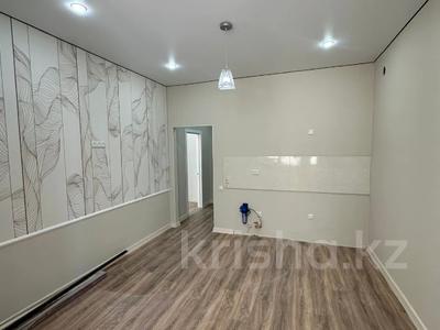 Продажа квартир в Мангистауской обл.: 1-комнатная квартира · 50 м² · 4/7 этаж, 20-й мкр 16 за 14.5 млн 〒 1-комнатная квартира · 50 м² · 4/7 этаж, 20-й мкр 16 за 14.5 млн 〒 в Актау