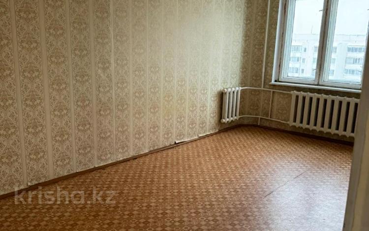 3-комнатная квартира, 65 м², 5/9 этаж, Жамбыла Жабаева за 23.4 млн 〒 в Петропавловске — фото 2