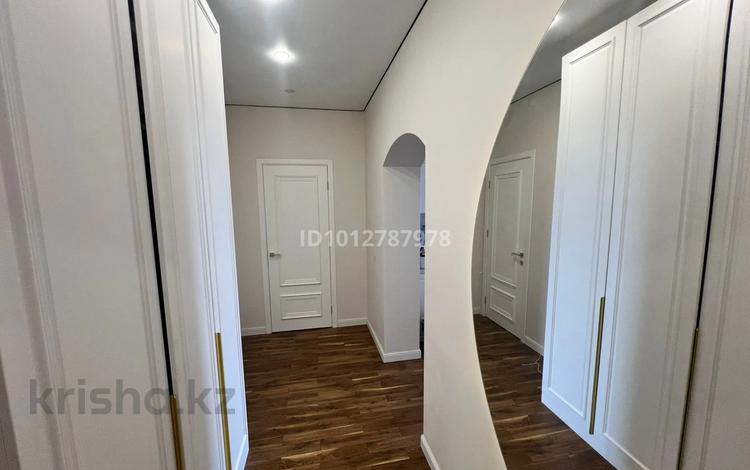 3-бөлмелі пәтер · 74.1 м² · 13/13 қабат, мкр Тастак-1 348/1 к5, бағасы: 53 млн ₸ в Алматы, Ауэзовский р-н — фото 2