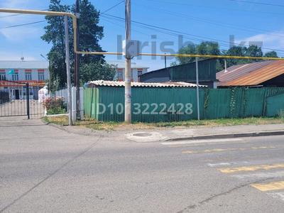 Отдельный дом · 4 комнаты · 54.4 м² · 10 сот., Абая 233 — Угол школы Токатаева за 30 млн ₸ в Есик