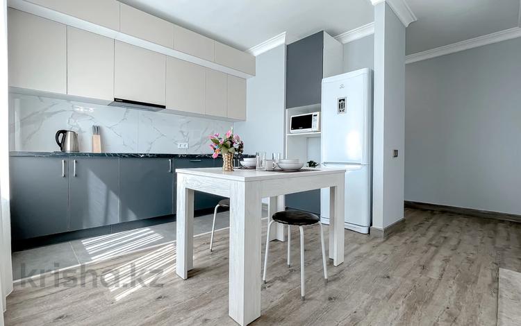 1-бөлмелі пәтер · 43 м² · 14 қабат, Райымбека 210, бағасы: 18 000 ₸ в Алматы, Алмалинский р-н — фото 2