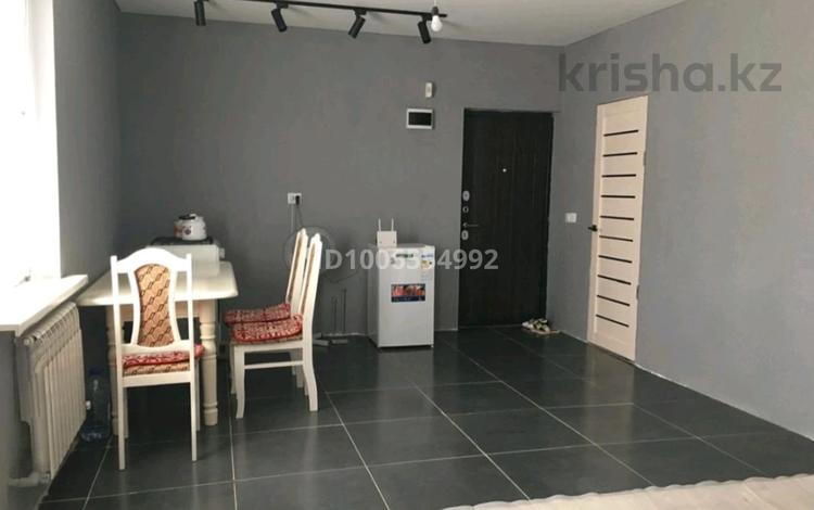 Отдельный дом · 1 комната · 60 м² · 8 сот., мкр Байтак-3, 1 за 9 млн 〒 в Атырау, мкр	Байтак-3 — фото 2