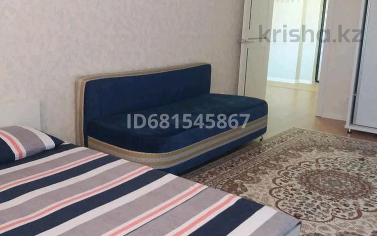 1-комнатная квартира · 45 м² · 4/18 этаж, Сауран 10Б за 10 000 ₸ в Астане, Есильский р-н — фото 2