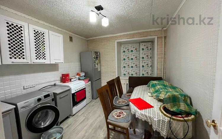 1-комнатная квартира · 38 м² · 2/5 этаж, Майкудук, 18й микрорайон за 12.6 млн ₸ в Караганде, Алихана Бокейханова р-н — фото 6