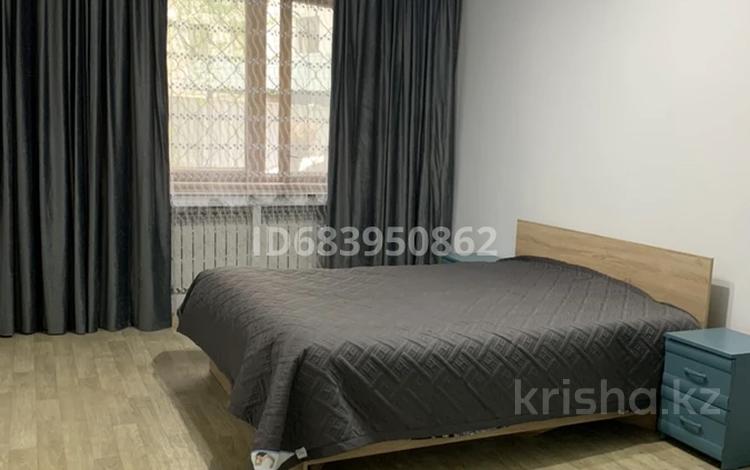 2-бөлмелі пәтер · 80 м² · 1/5 қабат, Биокомбинатская 20 — Байзакова, бағасы: 13 000 〒 в Алматы, Бостандыкский р-н — фото 2