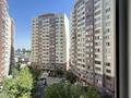 2-бөлмелі пәтер · 100 м² · 7/12 қабат, Шұғыла ш/а., Жуалы 29 — Сабденова, бағасы: 33 млн ₸ в Алматы, Наурызбайский р-н