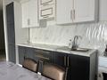 2-комнатная квартира · 68 м² · 13/20 этаж, Жаңа қала 30 көше 1 дом 120 — Жаңа, толықтай жабдықталған Орналасуы: ыңғайлы жерде, барлық қажетті нысандар жақын орналасқан (мектеп, балабақша, дүкен, аялдама). Үй туралы: • Жаңа үй, сапалы материалдармен салынған • Барлық бөлмелер жарық және кең • Толық польный заттармен жабдықталған (жиһаз, тұрмыстық техника, теледидар, тоңазытқыш, кір жуғыш машина, кандёр және т. б. ) • Іші таза, күтімді • Кіріп тұруға дайын Ауласында: • Көлік қоятын орын Квартирағада беріледі за 130 000 ₸ в Туркестане — фото 6