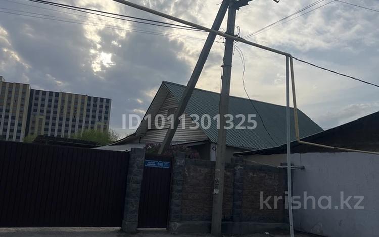Отдельный дом · 4 комнаты · 130 м² · 8 сот., мкр Акбулак 165 — Касым шарипова165 центральный улица за 110 млн ₸ в Алматы, Алатауский р-н — фото 2