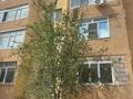 3-бөлмелі пәтер · 80 м² · 1/5 қабат, Нұрсая ш/а. 38, бағасы: 300 000 ₸ в Атырау, мкр Нурсая