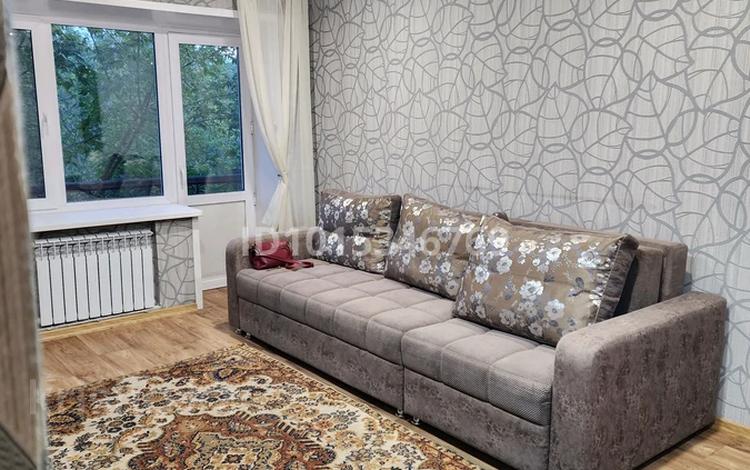 1-комнатная квартира · 46 м² · 2/3 этаж, 71 квартал за 150 000 ₸ в Семее — фото 2