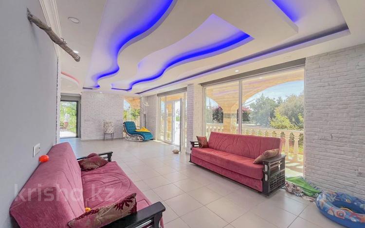 Отдельный дом · 6 комнат · 450 м² · 1100 сот., İncekum Mahallesi Habibler Sokak 126 за 251 млн ₸ в Аланье — фото 36